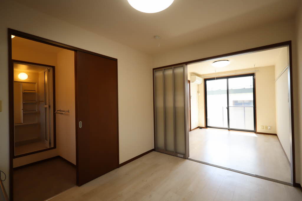 グランシャリオ優 A202号-2