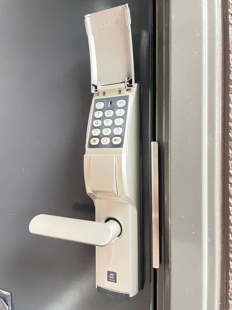 クレセールもも B102号-8