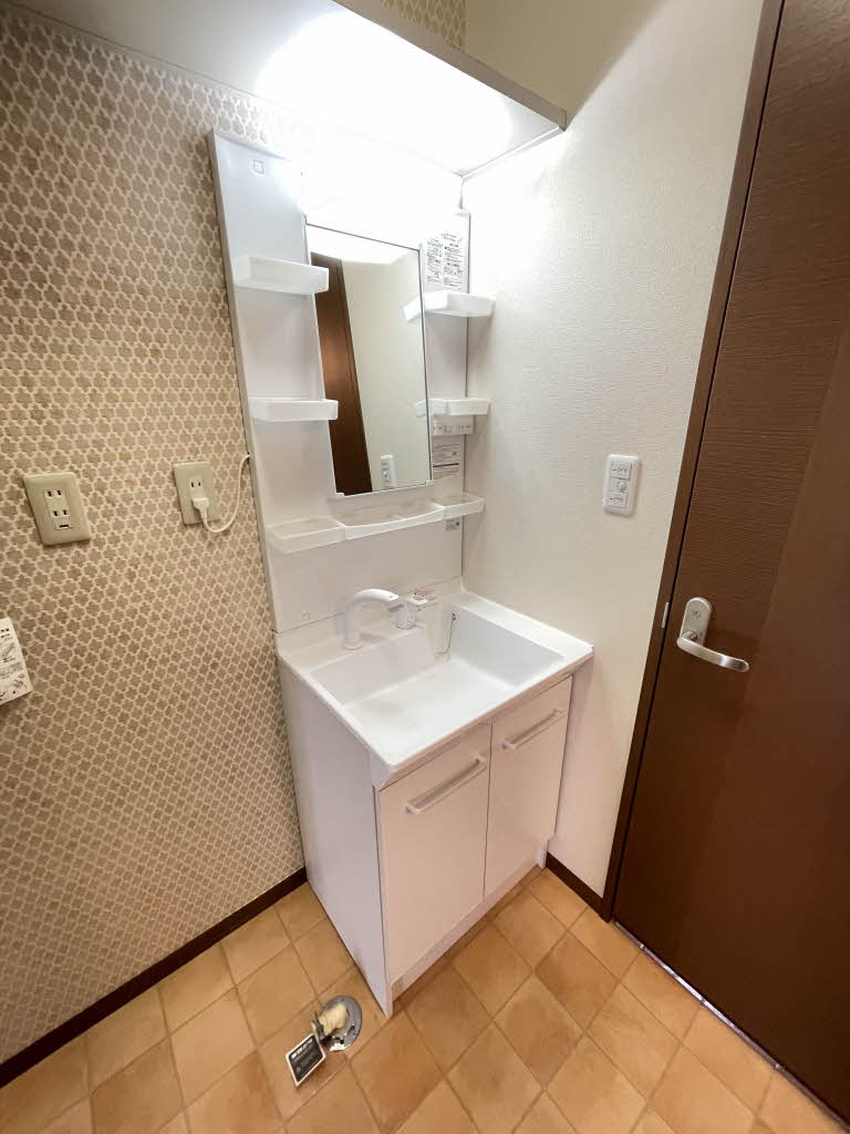 クレセールもも B102号-11