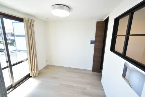 Ｍａｓｔ　Ｔｏｗｎ宝地 B201号-5