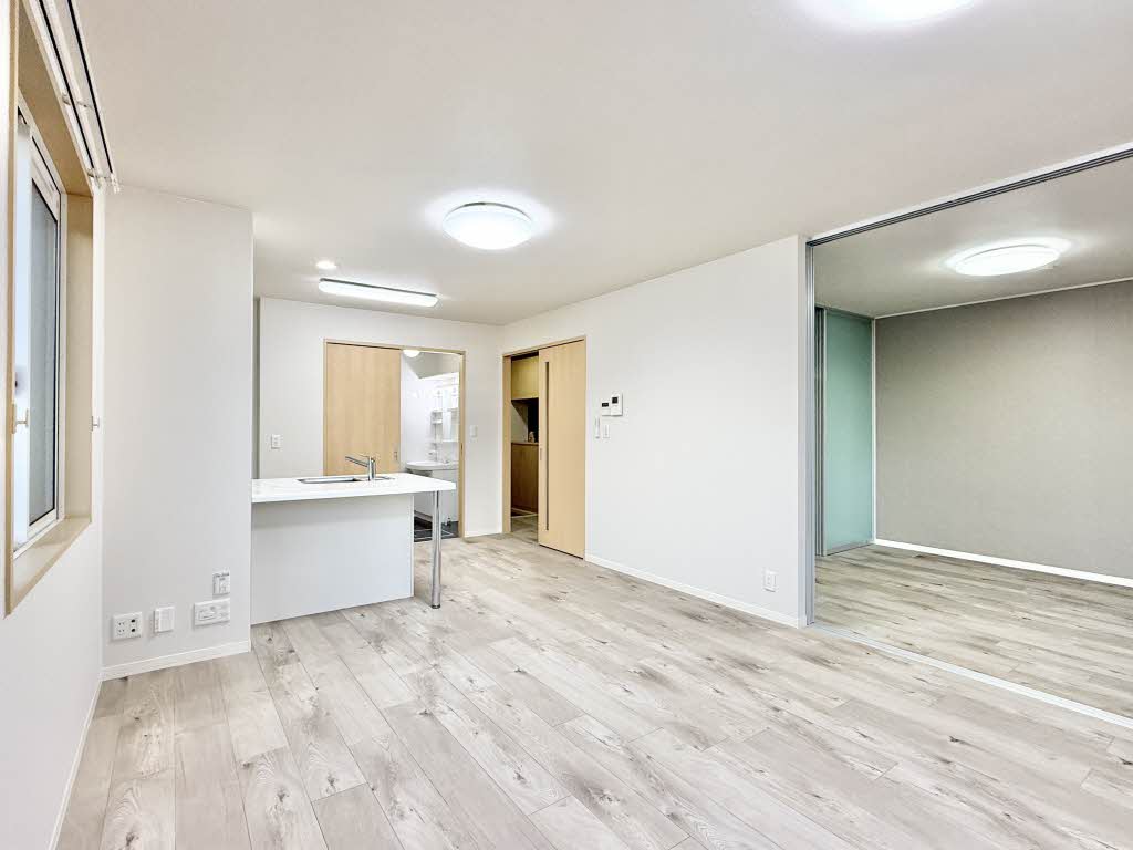 リッツ・セピアコート A101号-2