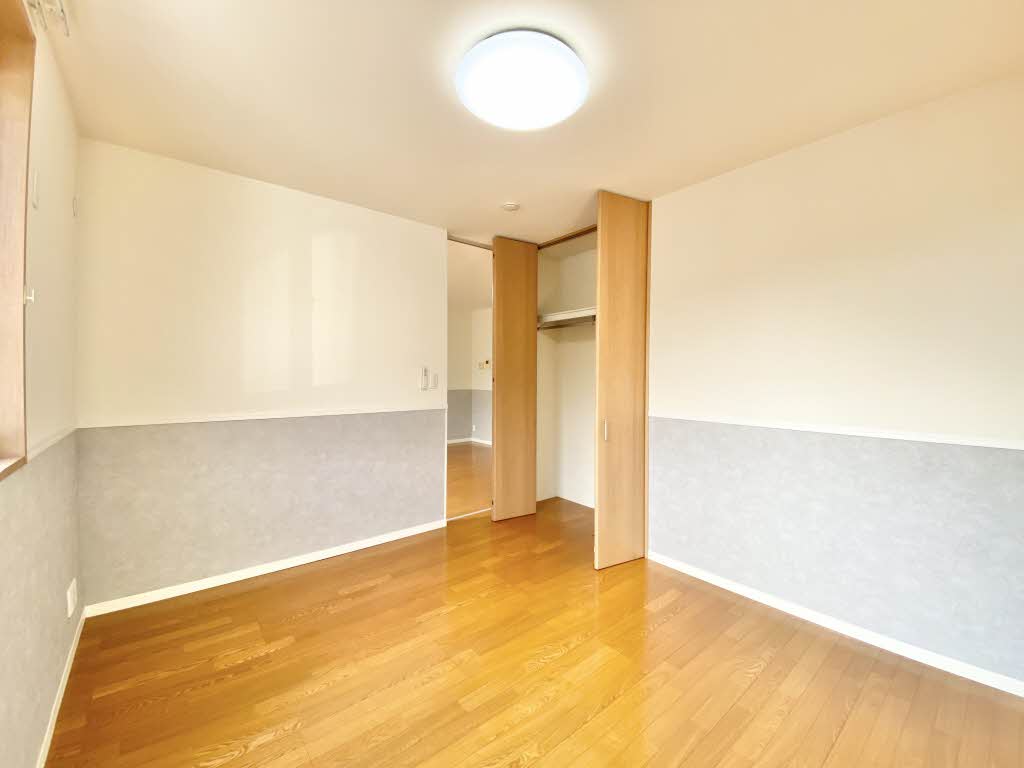 Ｃ’ｅｓｔ　Ｌａ　Ｖｉｅ 0102号-8