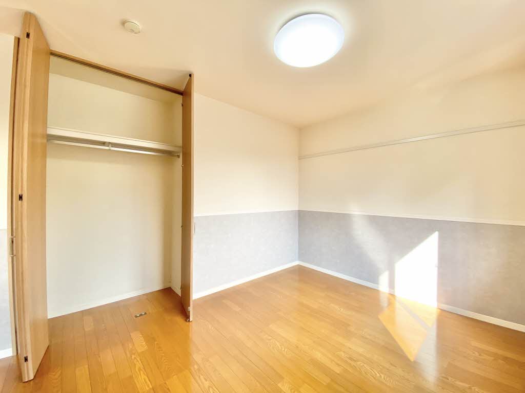 Ｃ’ｅｓｔ　Ｌａ　Ｖｉｅ 0102号-9