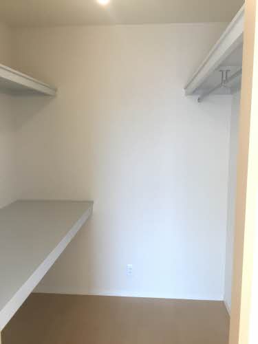 サンモール岡田 0102号-8