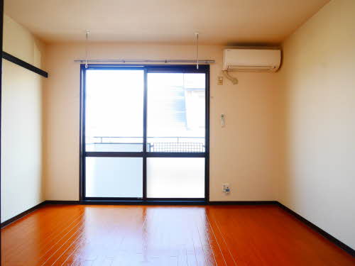 カーサ江島Ⅱ B205号-2