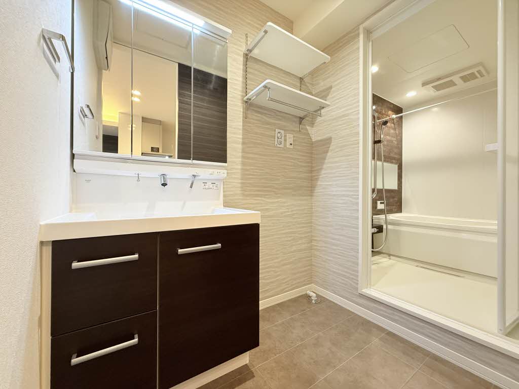 Ｌｅ　ｃｏｎｆｏｒｔ（ル・コンフォート） 0205号-8