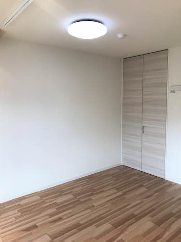 ラ・フレチェール 0102号-5