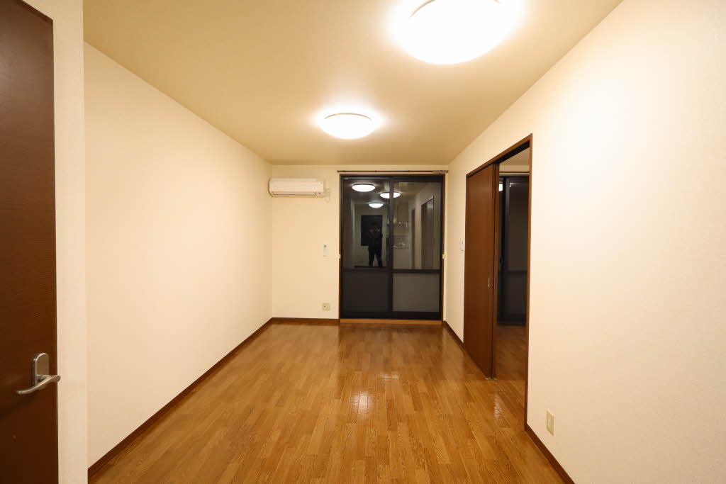 クレストコート　Ｃ棟 C102号-3