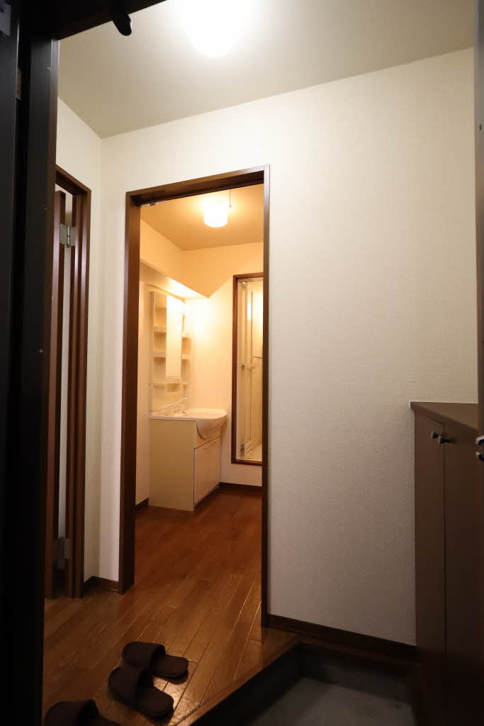 クレストコート　Ｃ棟 C102号-15