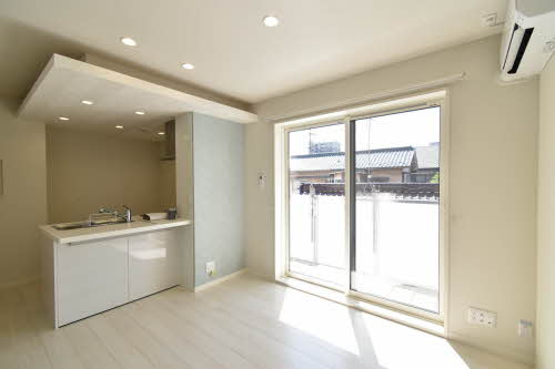 シャロウ本町 0202号-2