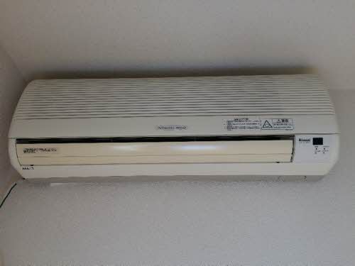 ヴィラージュ赤松 0203号-2