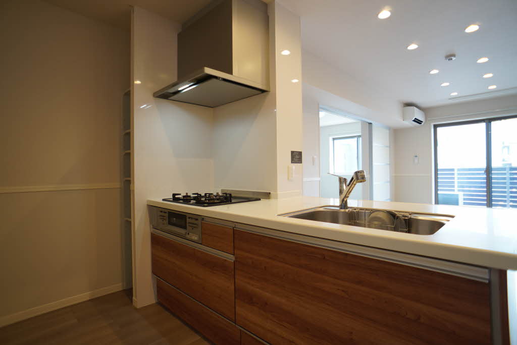 Ｌａ　ｆｌｅｕｒ　ｂｒａｎｃｈｅ 0102号-8