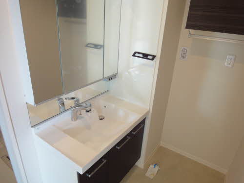 Premias岡 0102号-8