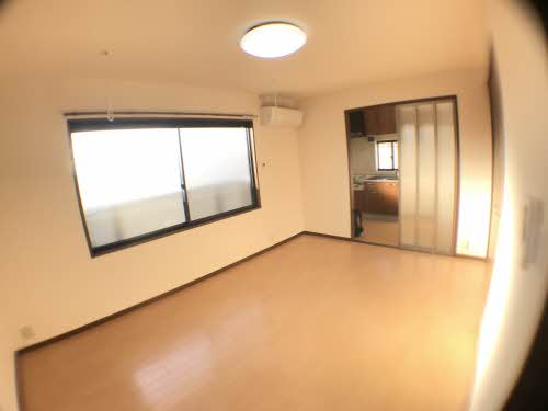 ラフィーネ鐙　Ｅ E203号-2