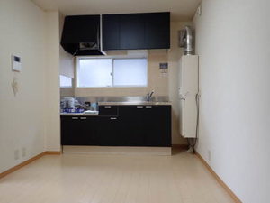 モンアミ B102号-8