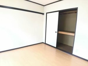 グリンピア宇頭 B102号-8