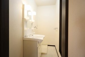 エステート赤堀 B101号-5