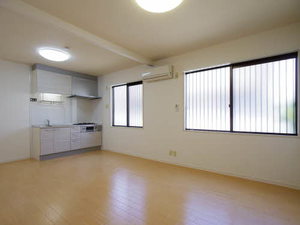 ヴィラ藤里Ⅰ B102号-2