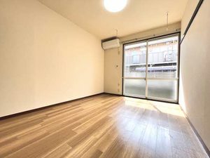 サニーコート高坂 B102号-2