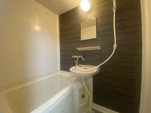 サニーコート高坂 B106号-5