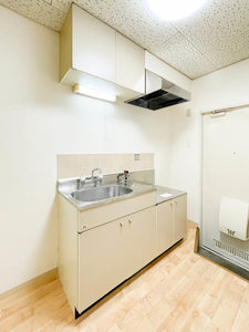 ベリーズ丸山 A106号-6