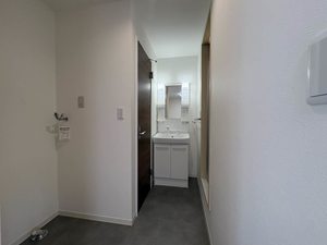 Ｃ’ＥＳＴ　ＬＡ　ＶＩＥ B202号-8