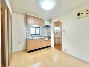 メゾンリュミエール B102号-6