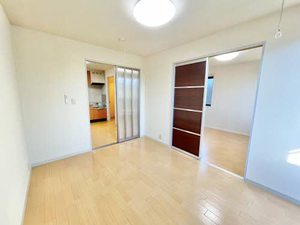 メゾンリュミエール C102号-2