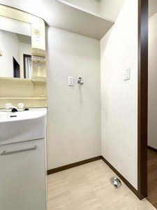 グランメール小泉 C101号-12