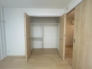 メゾン・ラフィーネ A102号-9