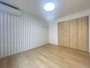 メゾン・ラフィーネ A102号-11