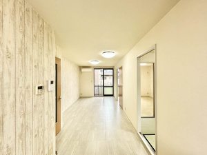 ファミール羽根 C102号-6