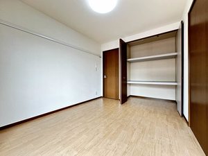 シャーメゾンブロード B202号-8