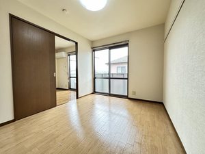 シャーメゾンブロード B202号-9