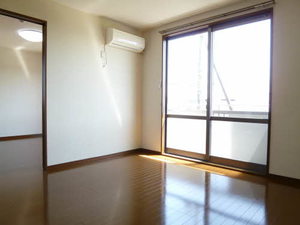 メゾン花水木 A201号-8