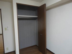 メゾン花水木 B202号-7