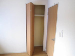 コート青山 B202号-3