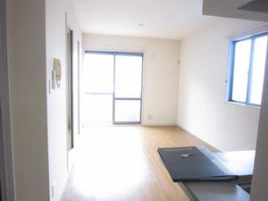 コート青山 B202号-5