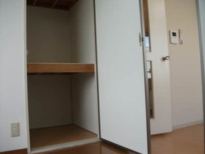 ラプラスモア佐藤 0201号-6