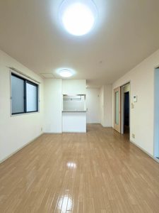 シャーメゾン枇杷坂 B102号-4