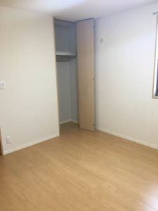 ヴィラ・ルーチェ A202号-5