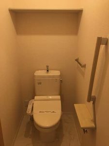 ヴィラ・ルーチェ A202号-8