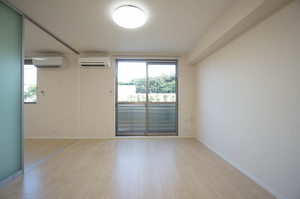 グランシャリオ C101号-10