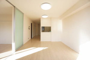 グランシャリオ C103号-2