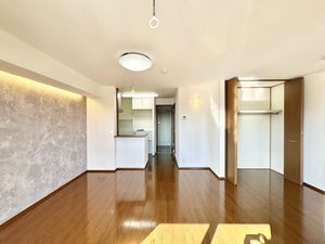 Ｑｕｅｅｎ’ｓ　Ｉｓｌａｎｄ 0205号-2