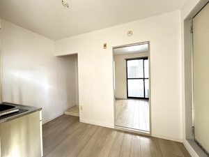 ジュネス鶴ヶ沢 0103号-4