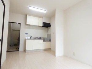 フィットネスヒルズ E102号-3