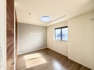 ラフ　アンド　タフ　向山 0203号-6