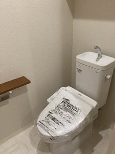 ＥＣＯ＆ＣＬＥＡＮ　ＨＯＵＳＥ　ＮＡＷＡ－ＫＩＴＡ 0101号-10