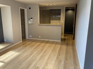 ヒストリア堀川小泉 0201号-3